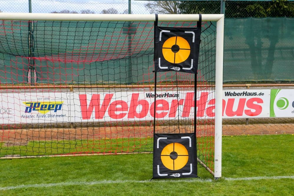 Cibles de football ajustables